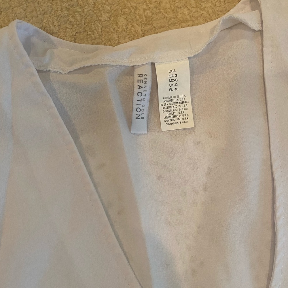 Kenneth Cole reaction swim suit cover up